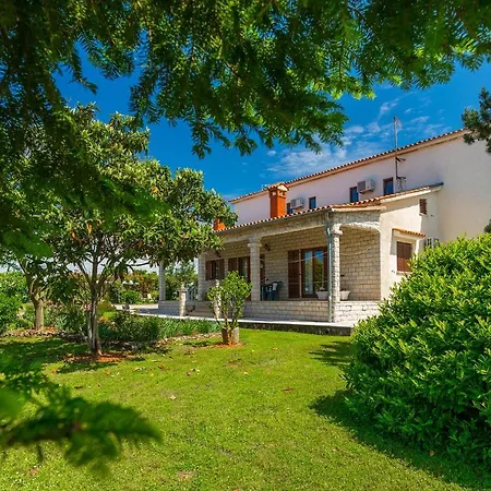 Martina Apartamento *