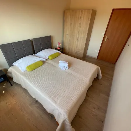 Martina Apartment *